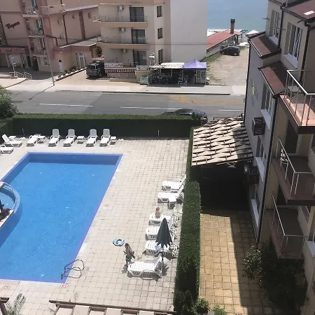 Sunny House Family Complex Nesebar