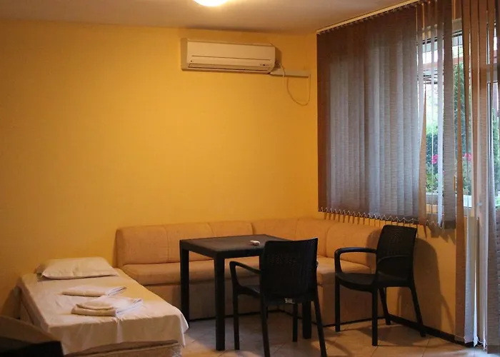 Sunny House Family Complex Lejlighedshotel