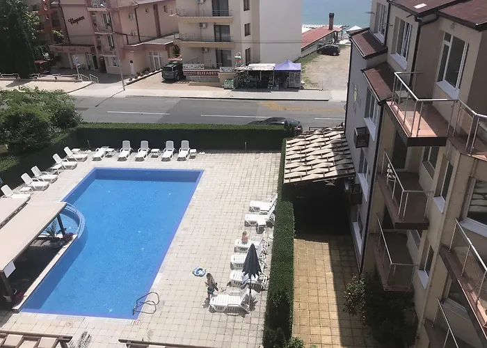 Sunny House Family Complex Nessebar