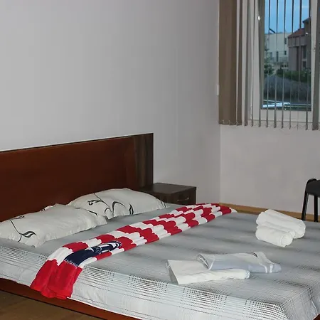 Sunny House Family Complex 3*