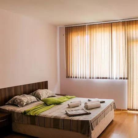 Sunny House Family Complex Nesebyr