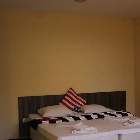 Sunny House Family Complex Nessebar