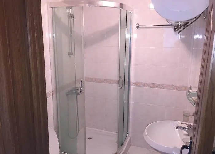 Sunny House Family Complex 内塞伯尔