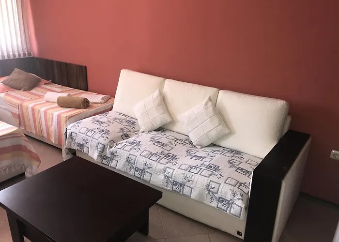 公寓式酒店 Sunny House Family Complex 内塞伯尔